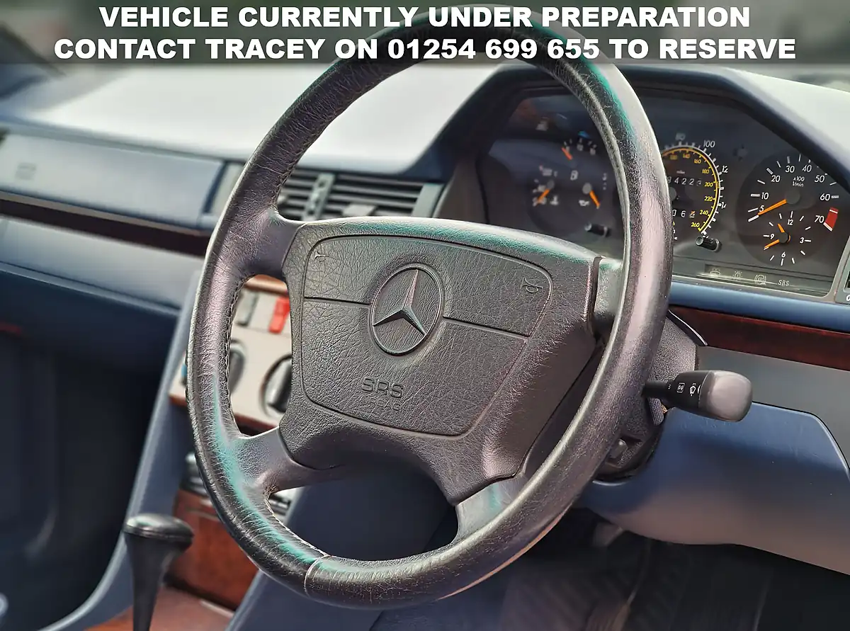 Used 1995 Mercedes-Benz E-Class 7 Seater Bright Silver Metallic - Interior and Exterior details 2
