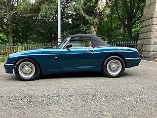 Used 1995 MG RV8 Blue - Interior and Exterior details 15