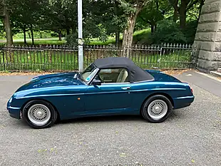 Used 1995 MG RV8 Blue - Interior and Exterior details 16