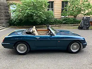 Used 1995 MG RV8 Blue - Interior and Exterior details 6