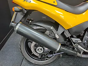 Used 1995 Triumph Daytona Yellow - Interior and Exterior details 11