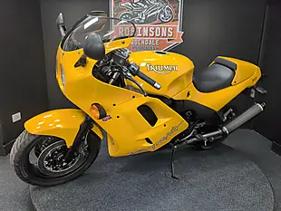 Used 1995 Triumph Daytona Yellow - Interior and Exterior details 6