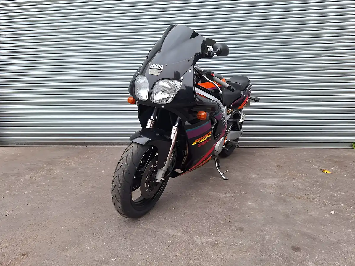 Used 1995 Yamaha Fzr - Interior and Exterior details 5