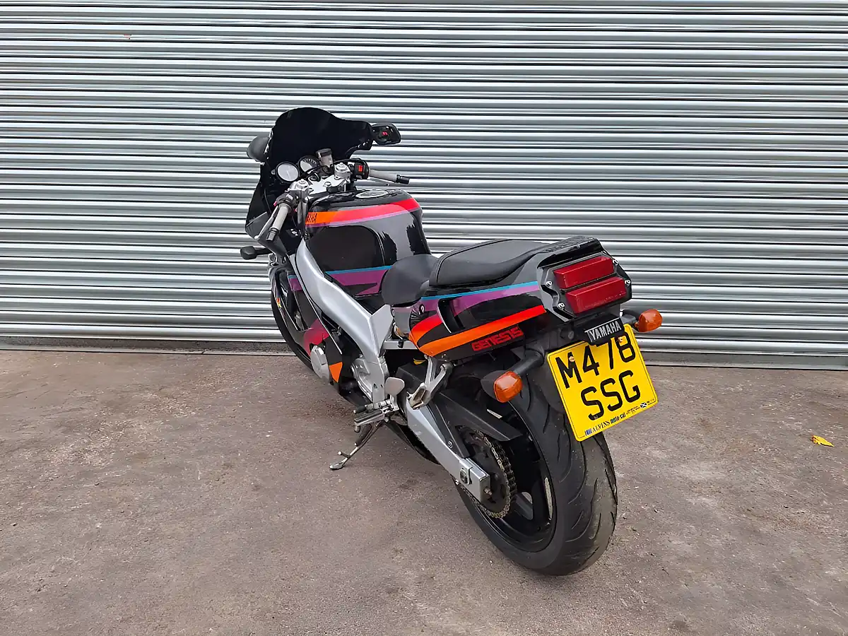 Used 1995 Yamaha Fzr - Interior and Exterior details 9