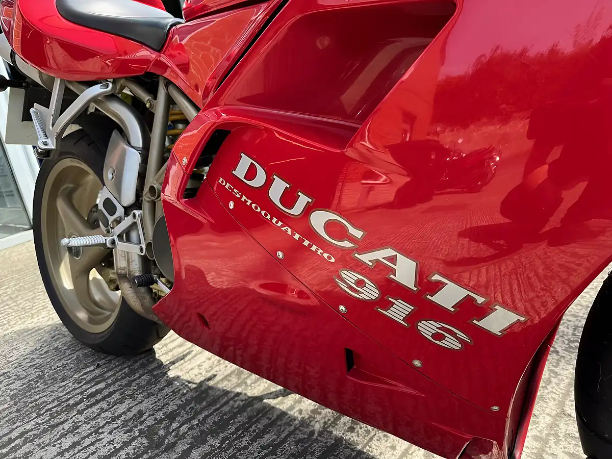 Used 1996 Ducati 916 Biposto Red - Interior and Exterior details 8