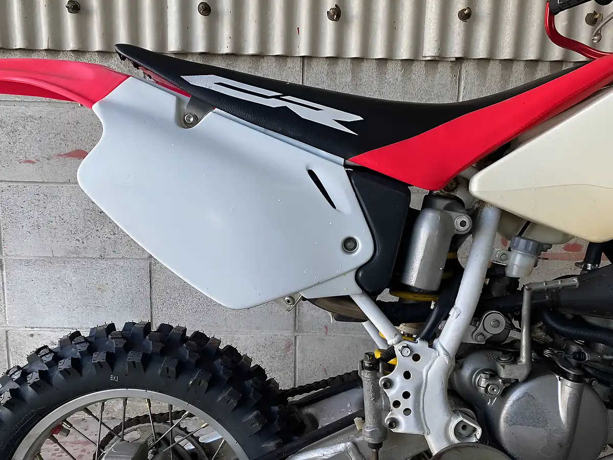 Used 1996 Honda cr80r Tricolor - Interior and Exterior details 13