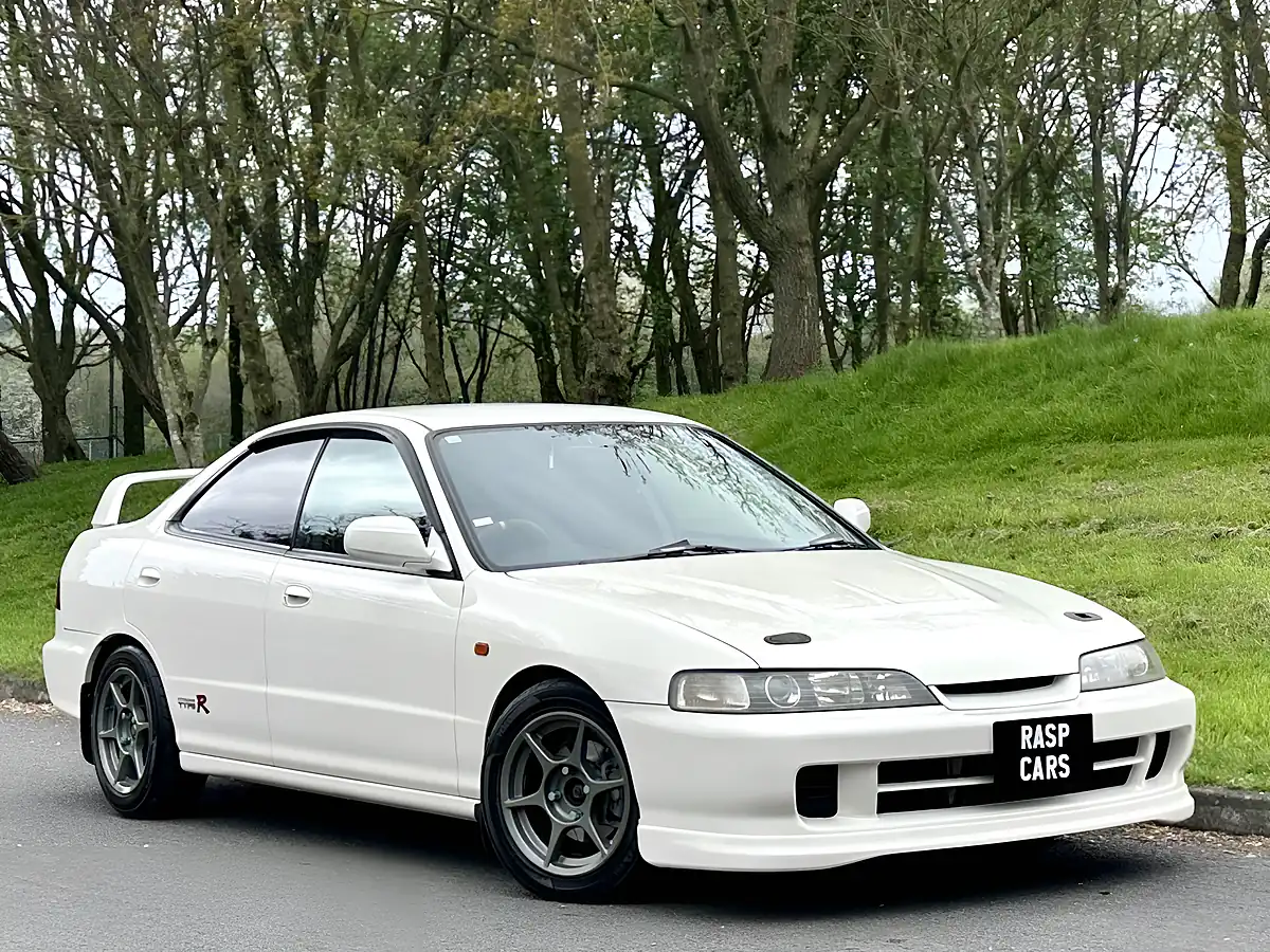 Used 1996 Honda Integra Type R DB8 Rare Saloon 4 Door White - Front View
