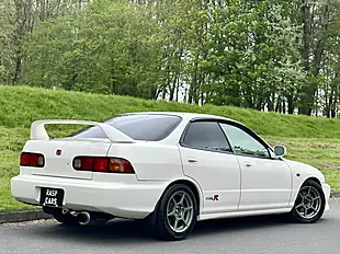Used 1996 Honda Integra Type R DB8 Rare Saloon 4 Door White - Interior and Exterior details 10