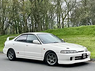 Used 1996 Honda Integra Type R DB8 Rare Saloon 4 Door White - Interior and Exterior details 2