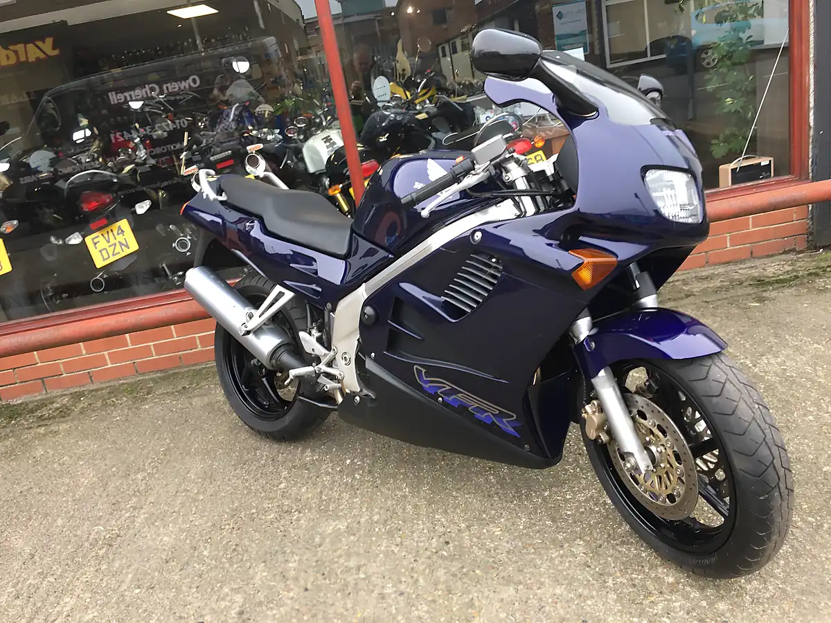 Used 1996 Honda VFR750 - Interior and Exterior details 11