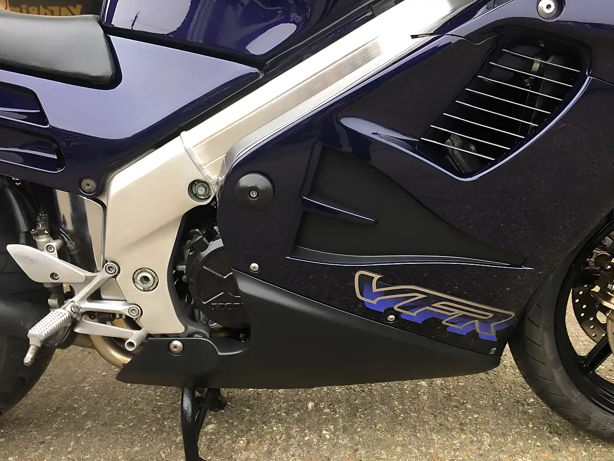 Used 1996 Honda VFR750 - Interior and Exterior details 2