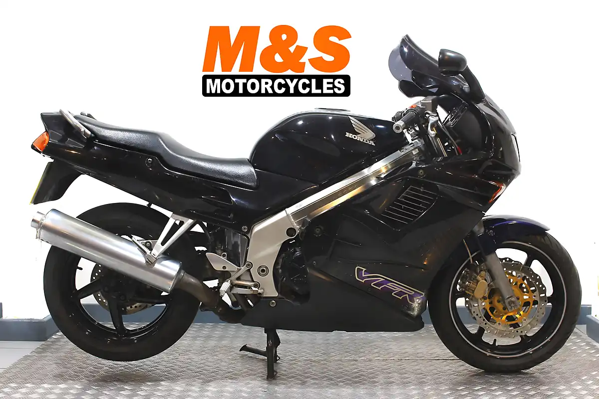 Used 1996 Honda VFR750 Purple - Front View
