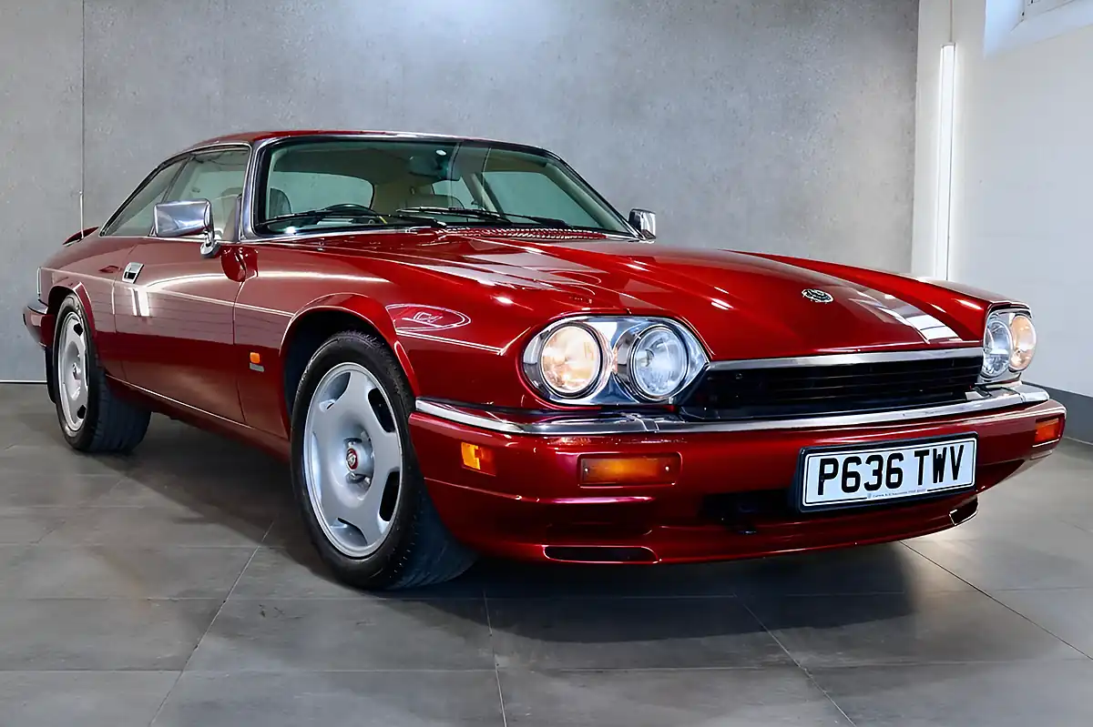 Used 1996 Jaguar Xjs Coupe Special Editions Celebration Red - Interior and Exterior details 5