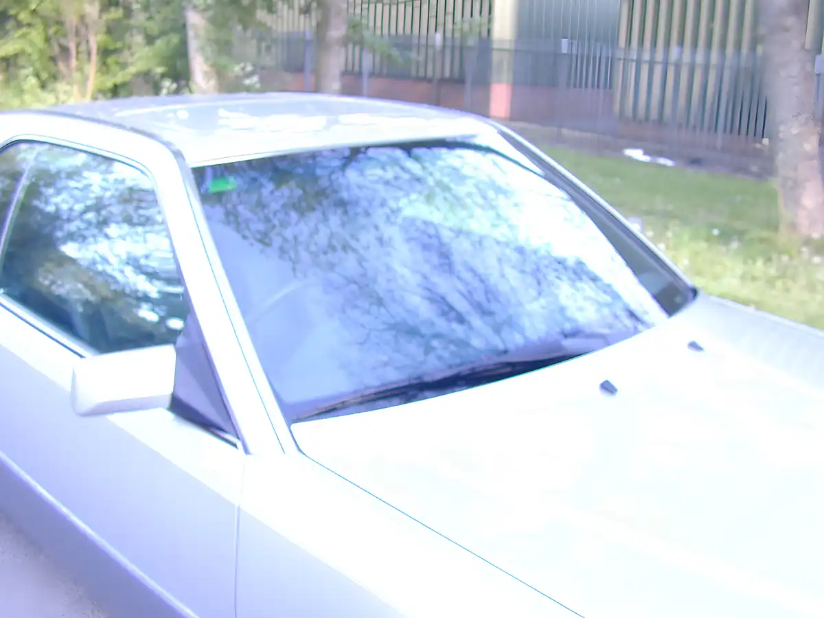 Used 1996 Mercedes-Benz 220 Coupe Silver - Interior and Exterior details 20