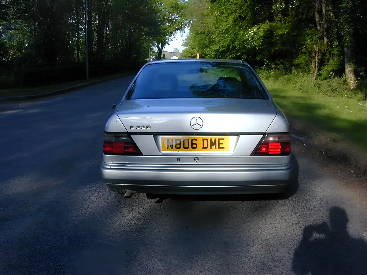 Used 1996 Mercedes-Benz 220 Coupe Silver - Interior and Exterior details 5