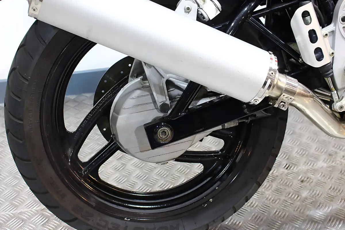 Used 1996 Moto Guzzi 1100 Sport Red - Interior and Exterior details 7