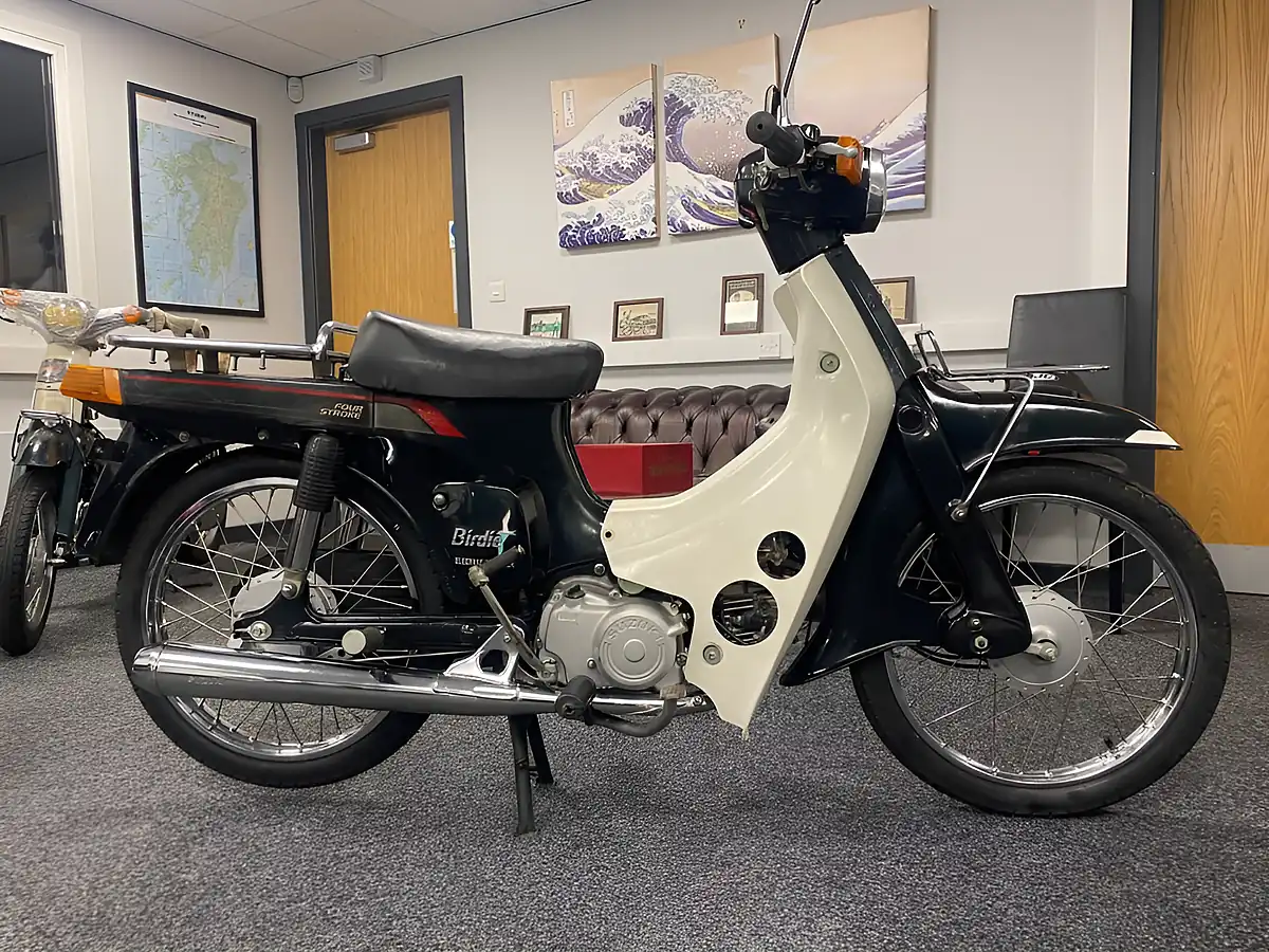 Used 1996 Suzuki Birdie Black - Front View