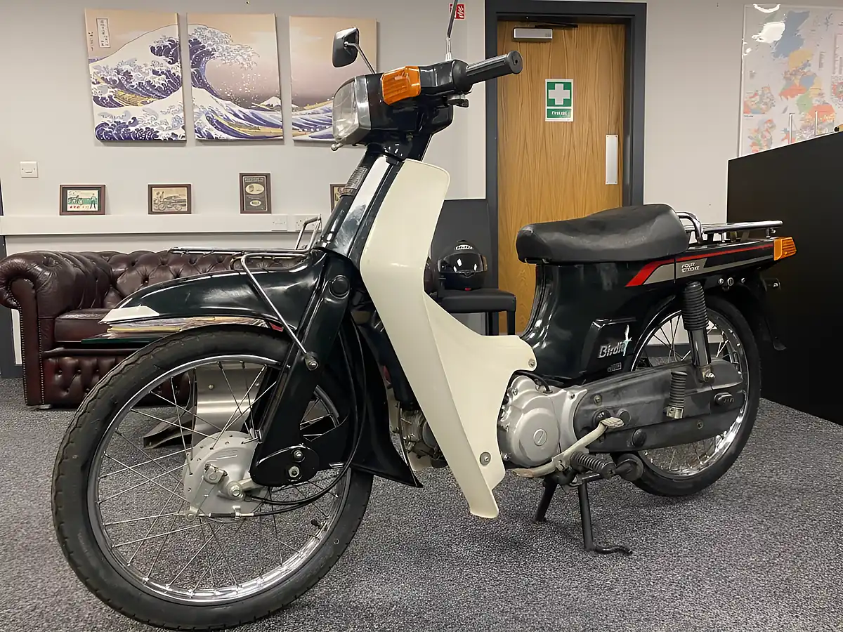 Used 1996 Suzuki Birdie Black - Interior and Exterior details 5