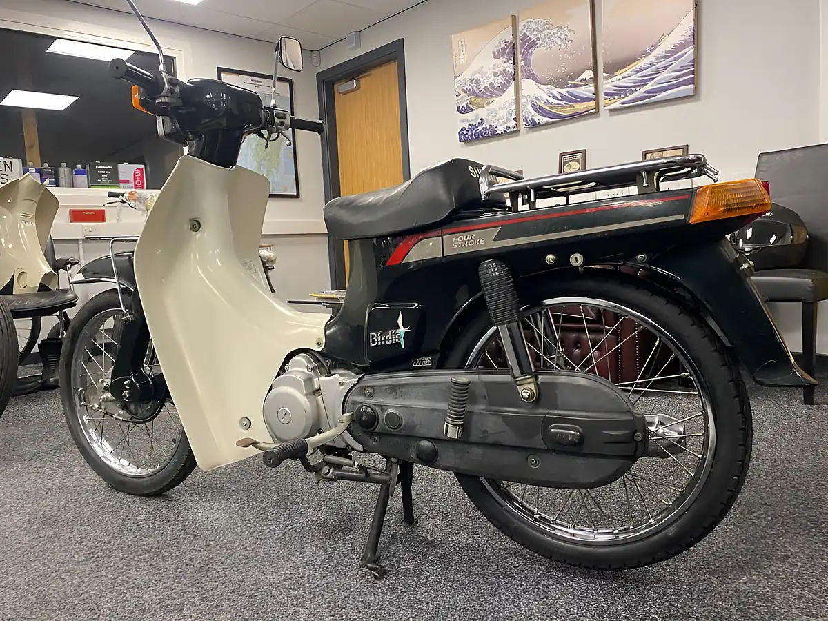 Used 1996 Suzuki Birdie Black - Interior and Exterior details 9