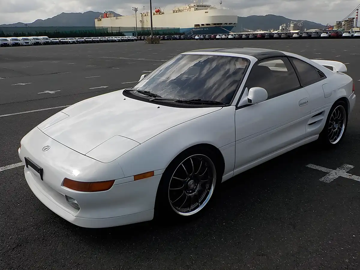 Used 1996 Toyota MR2 GT T-Bar White - Interior and Exterior details 2