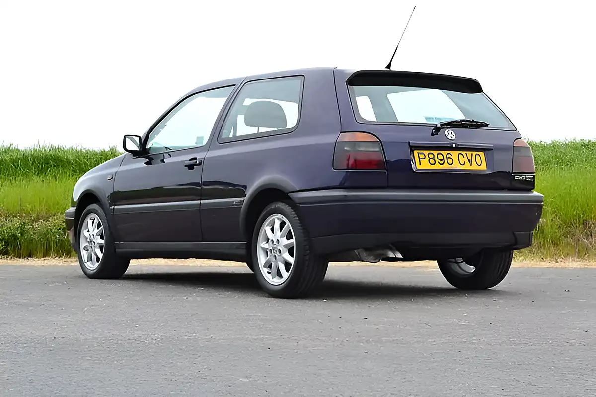 Used 1996 Volkswagen Golf GTI Mk3 3-Door Mystic Blue - Interior and Exterior details 2