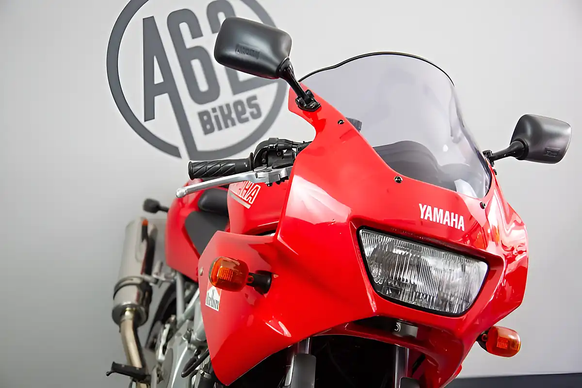 Used 1996 Yamaha Trx 850 Red - Interior and Exterior details 12