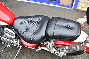 Used 1996 Yamaha XV535 Red - Interior and Exterior details 14