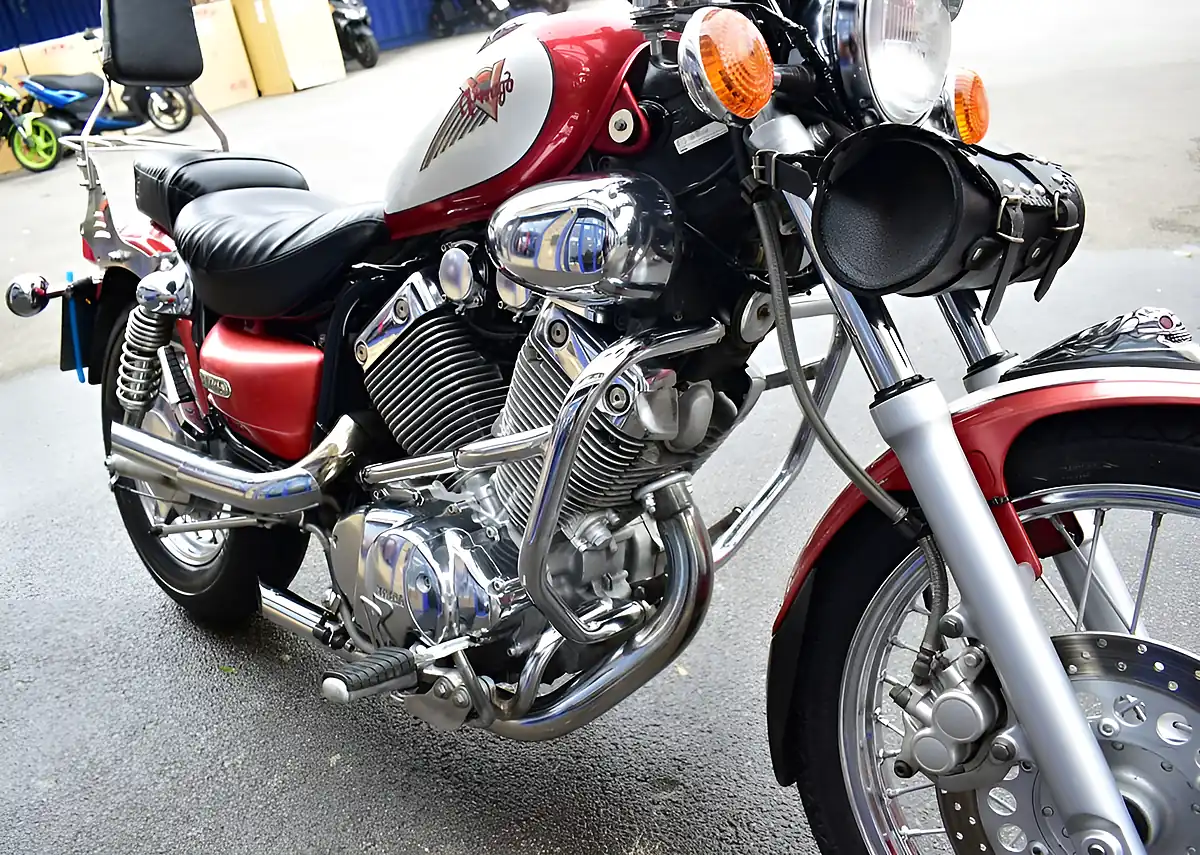 Used 1996 Yamaha XV535 Red - Interior and Exterior details 19