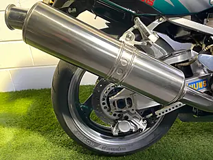 Used 1996 Yamaha YZF750R Green - Interior and Exterior details 13