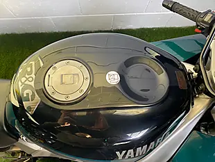 Used 1996 Yamaha YZF750R Green - Interior and Exterior details 17