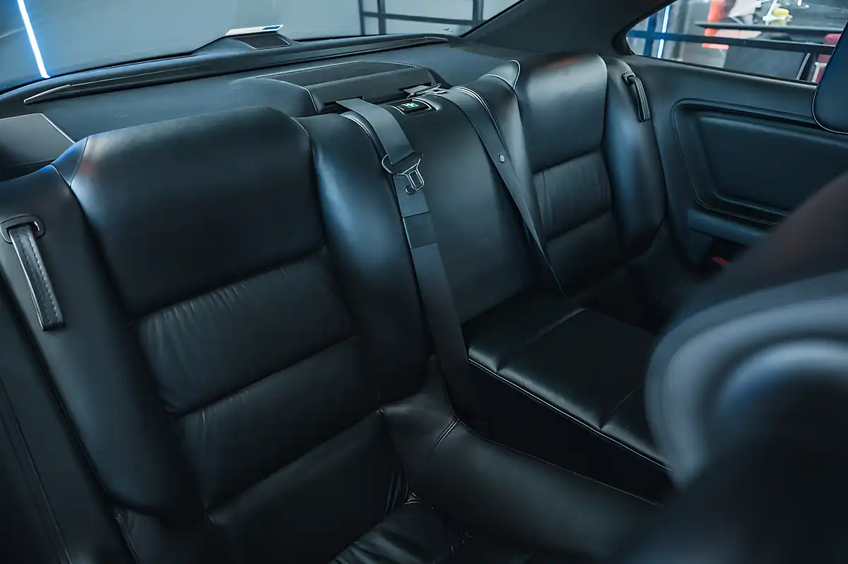 Used 1997 BMW 8 Series Sport Estoril Blue - Interior and Exterior details 13