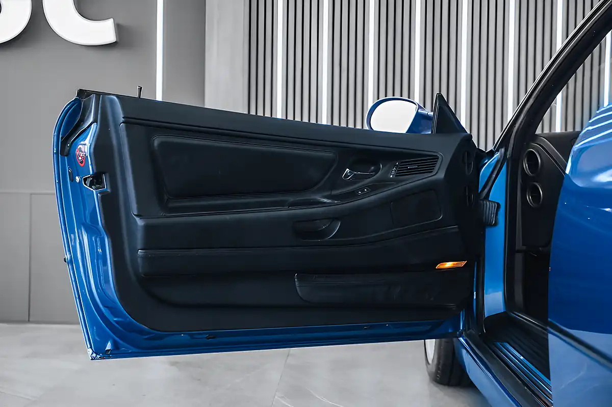 Used 1997 BMW 8 Series Sport Estoril Blue - Interior and Exterior details 15