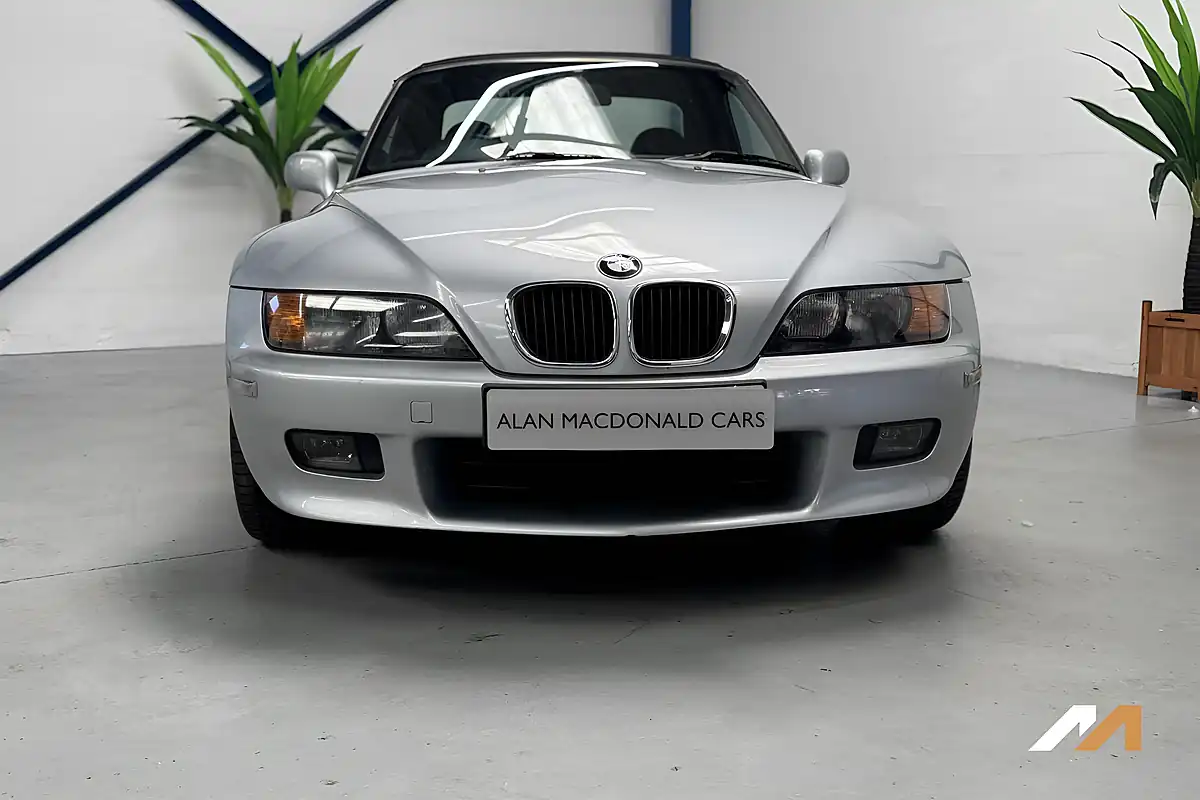 Used 1997 BMW Z3 Silver - Interior and Exterior details 19