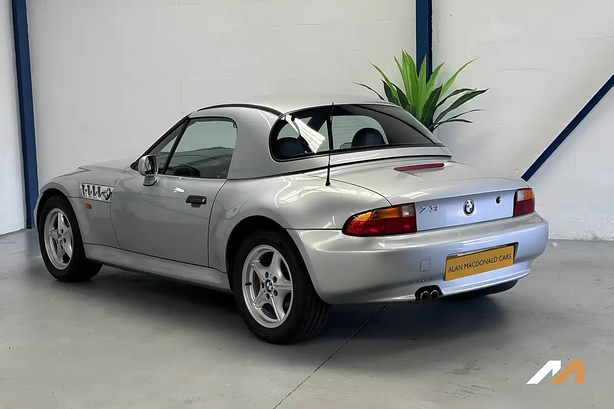 Used 1997 BMW Z3 Silver - Interior and Exterior details 2