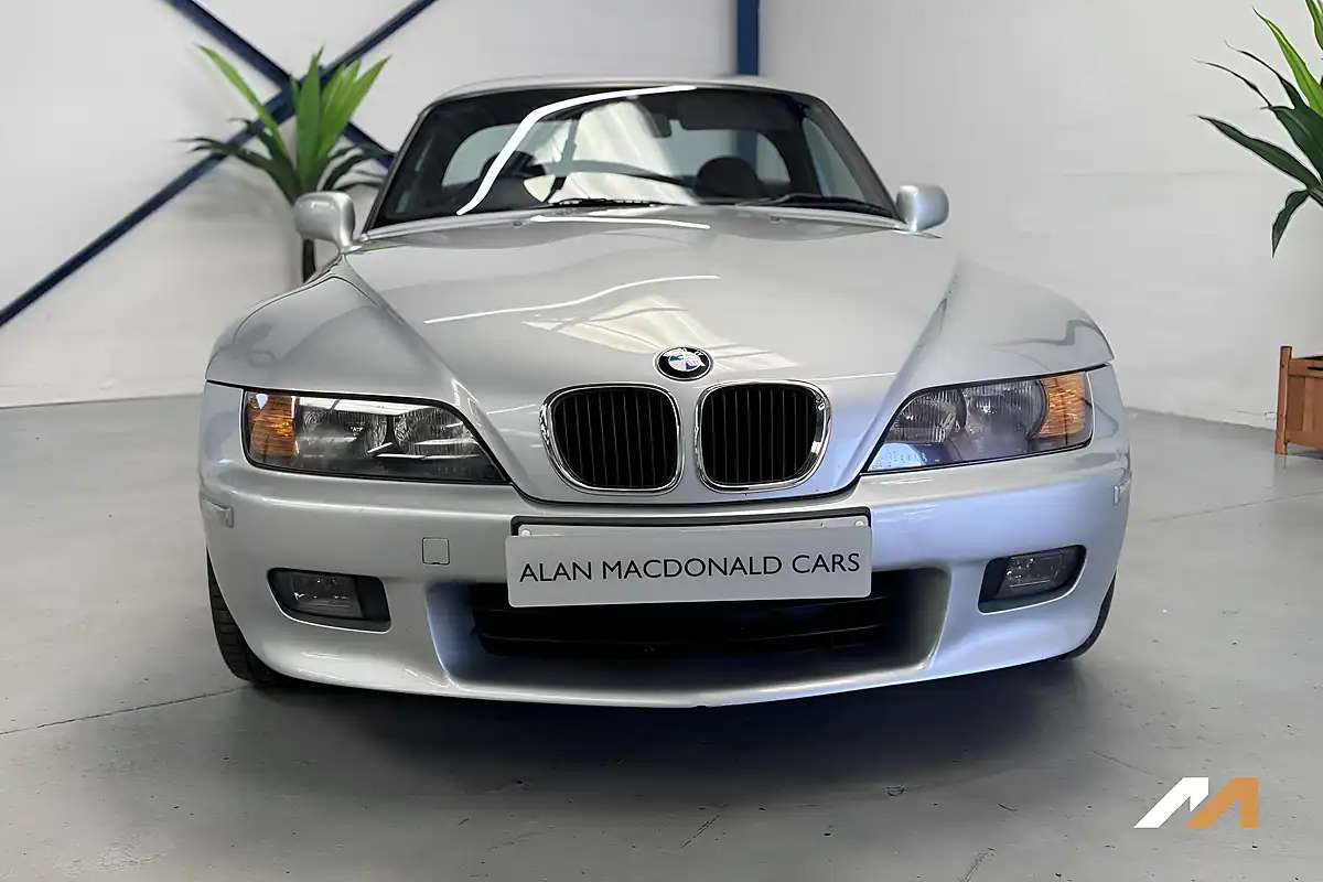 Used 1997 BMW Z3 Silver - Interior and Exterior details 4