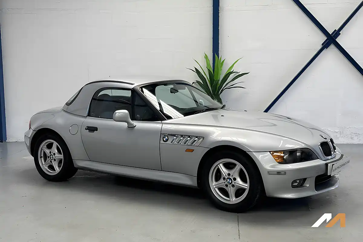 Used 1997 BMW Z3 Silver - Interior and Exterior details 8
