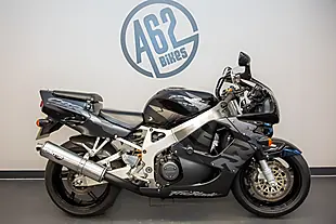 Used 1997 Honda CBR900 Fireblade Black/Silver - Interior and Exterior details 15