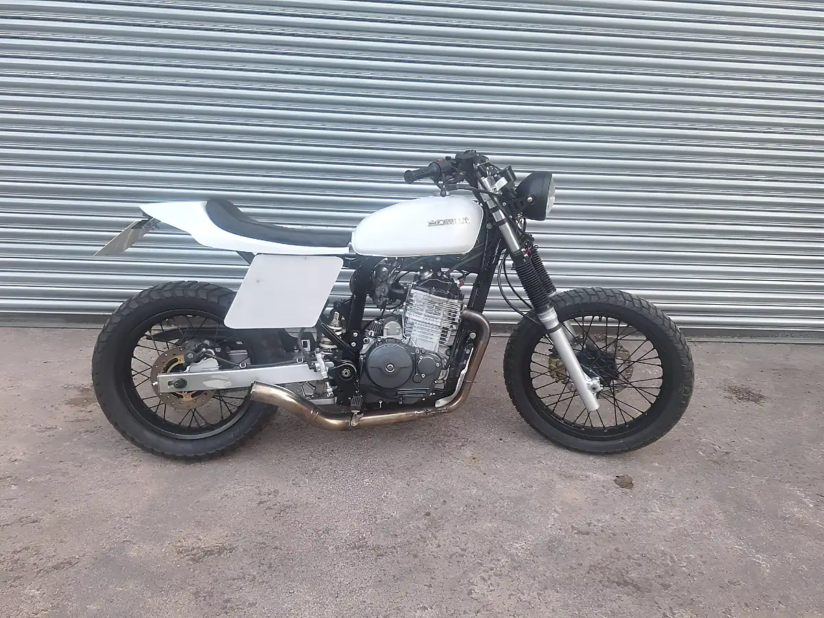 Used 1997 Honda Slr Tracker White - Interior and Exterior details 2