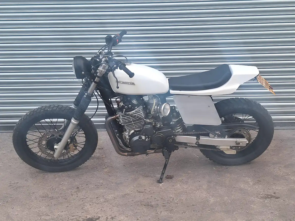 Used 1997 Honda Slr Tracker White - Interior and Exterior details 5