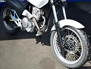 Used 1997 Honda SLR650 White - Interior and Exterior details 10