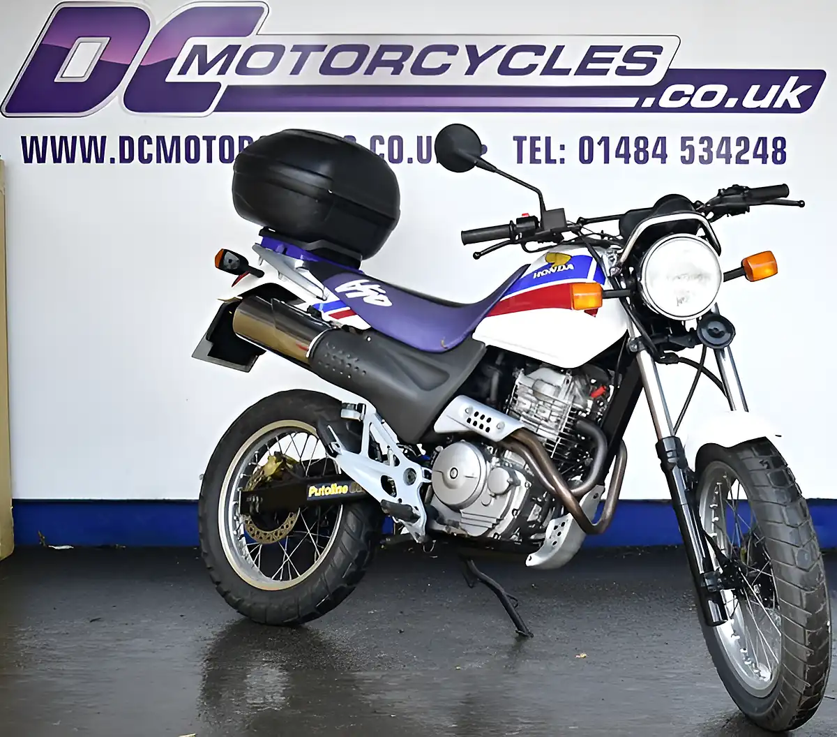 Used 1997 Honda SLR650 White - Interior and Exterior details 2
