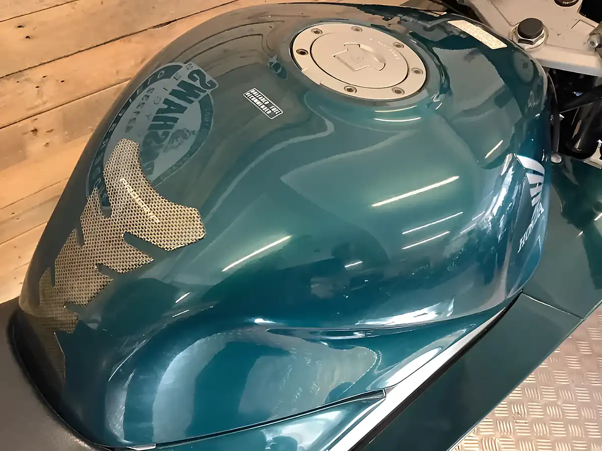 Used 1997 Honda Vfr Metallic Green - Interior and Exterior details 12