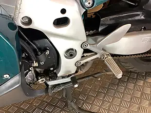 Used 1997 Honda Vfr Metallic Green - Interior and Exterior details 15