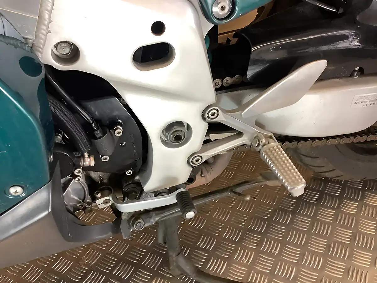 Used 1997 Honda Vfr Metallic Green - Interior and Exterior details 15