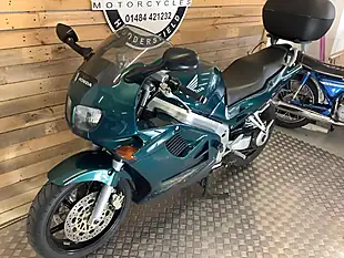 Used 1997 Honda Vfr Metallic Green - Interior and Exterior details 3