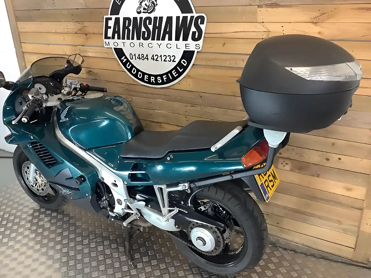 Used 1997 Honda Vfr Metallic Green - Interior and Exterior details 6