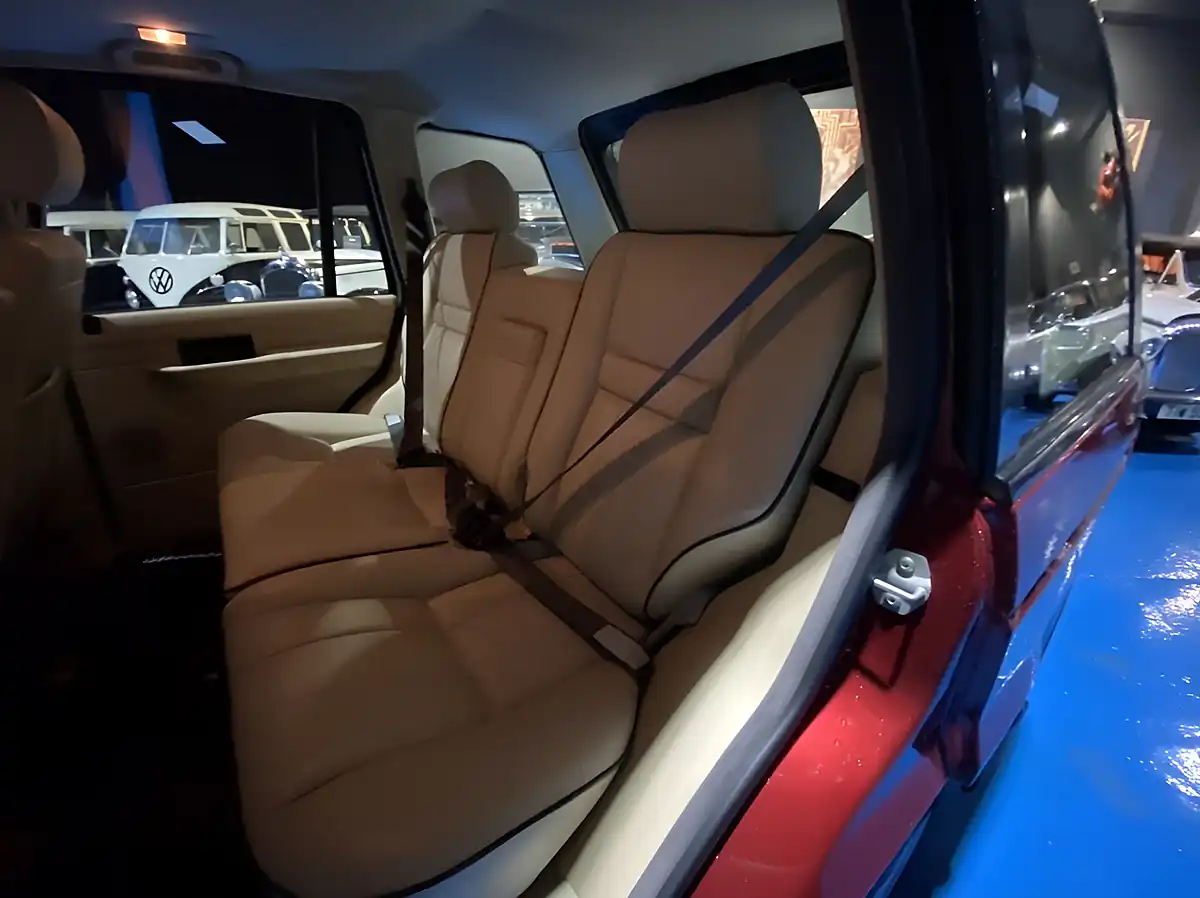Used 1997 Land Rover Range Rover Hse Red - Interior and Exterior details 18