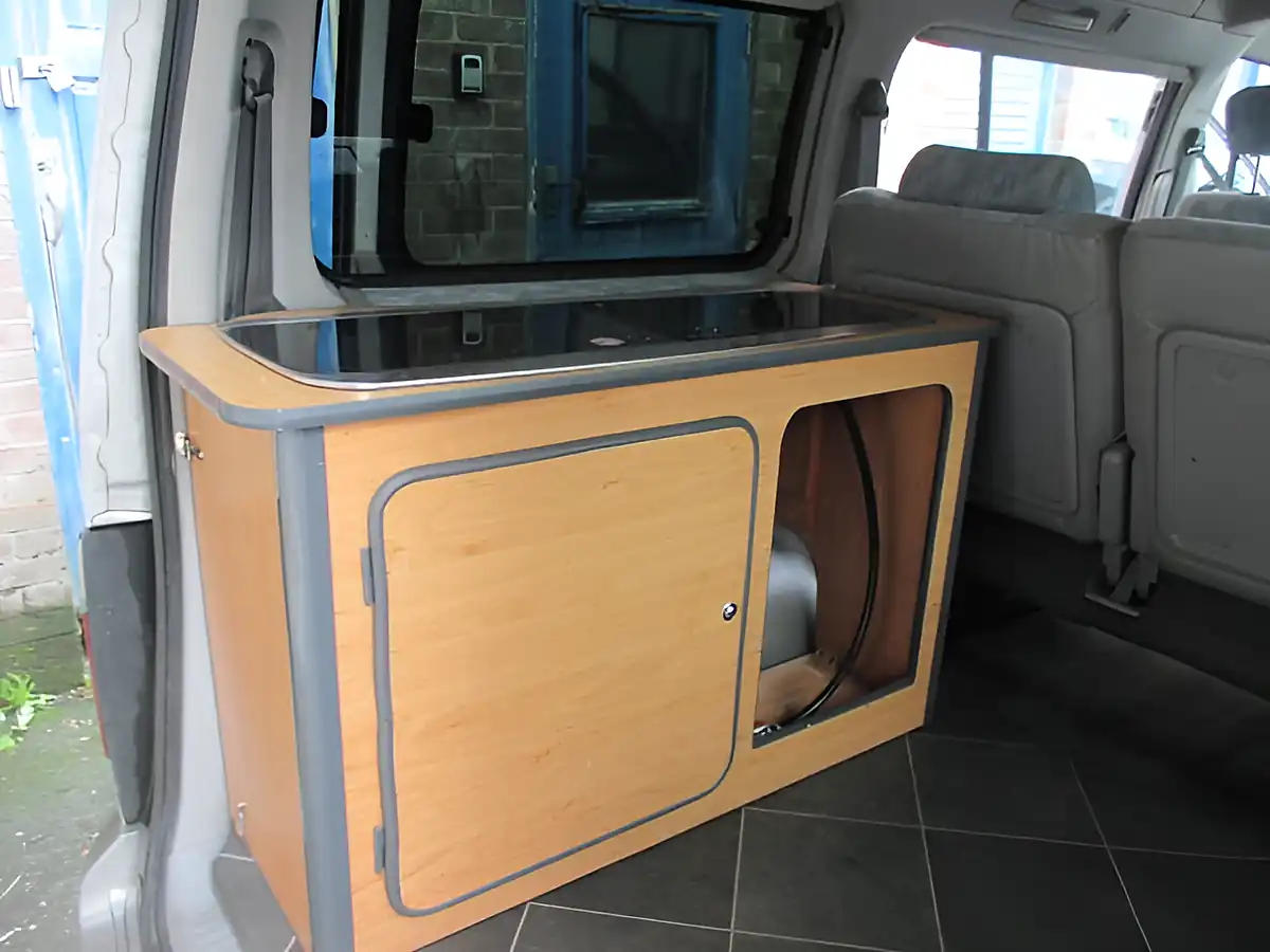 Used 1997 Mazda Bongo Friendee Freetop Grey - Interior and Exterior details 12