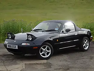 Used 1997 Mazda MX-5 Black - Interior and Exterior details 11