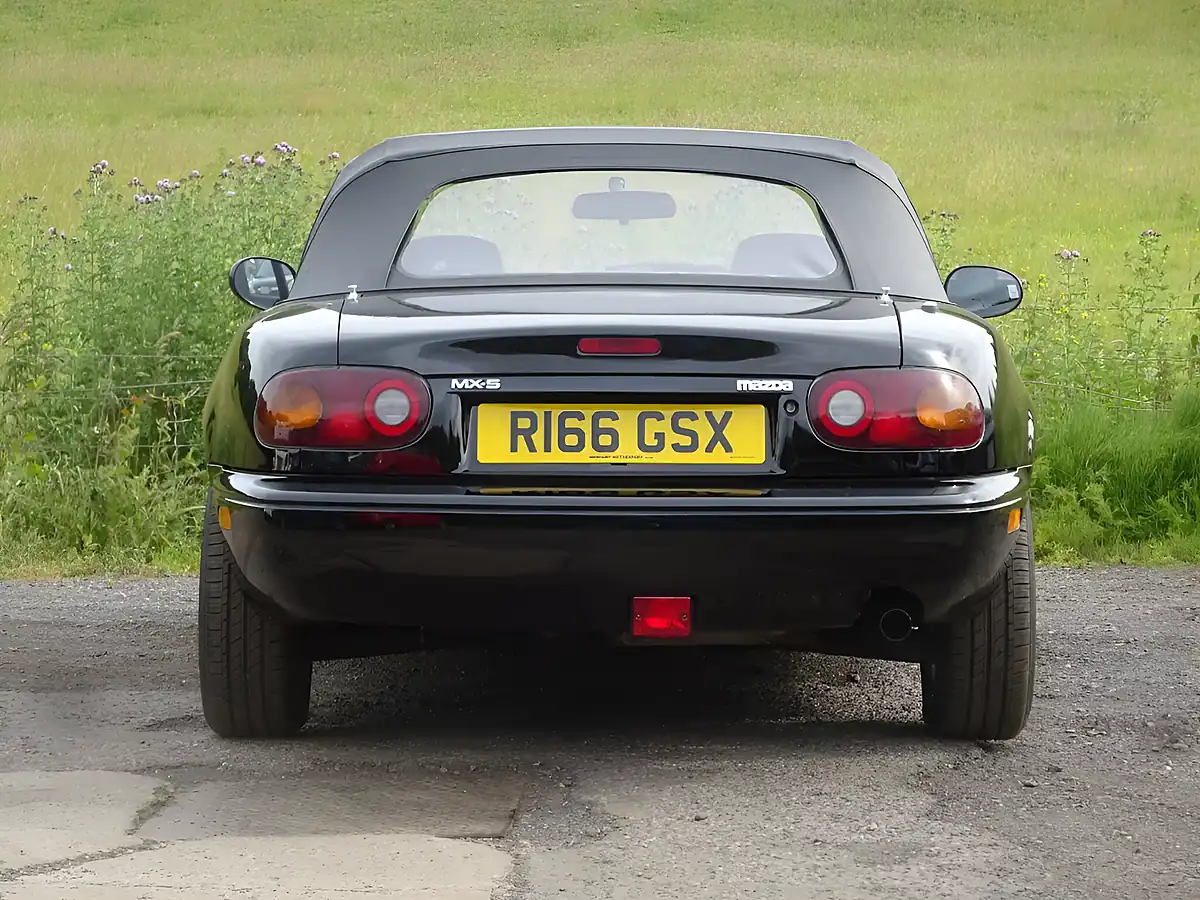 Used 1997 Mazda MX-5 Black - Interior and Exterior details 13